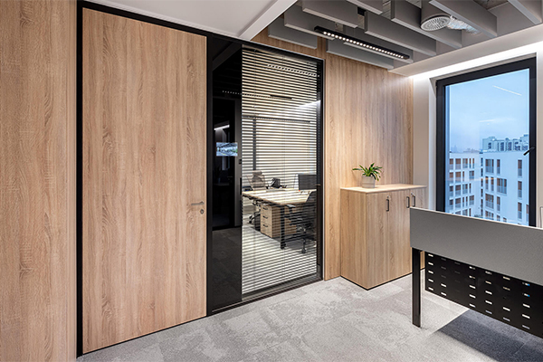 Commercial Veneer Doors - Canada Wood Doors